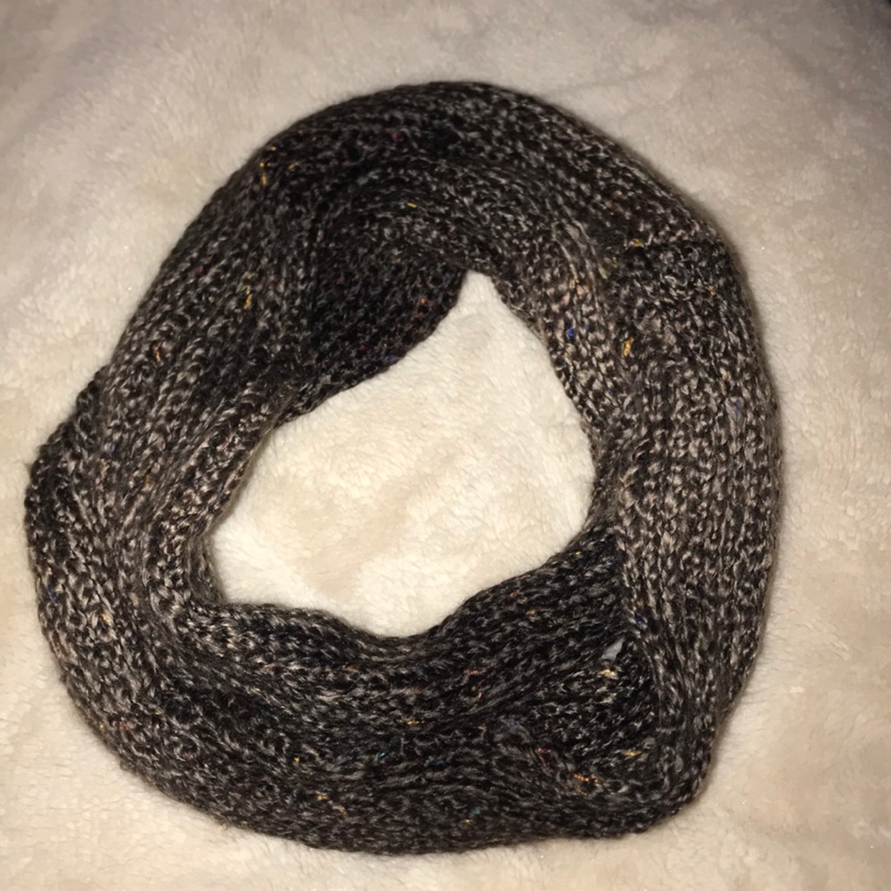 Steve Madden infinity scarf and ear warmers